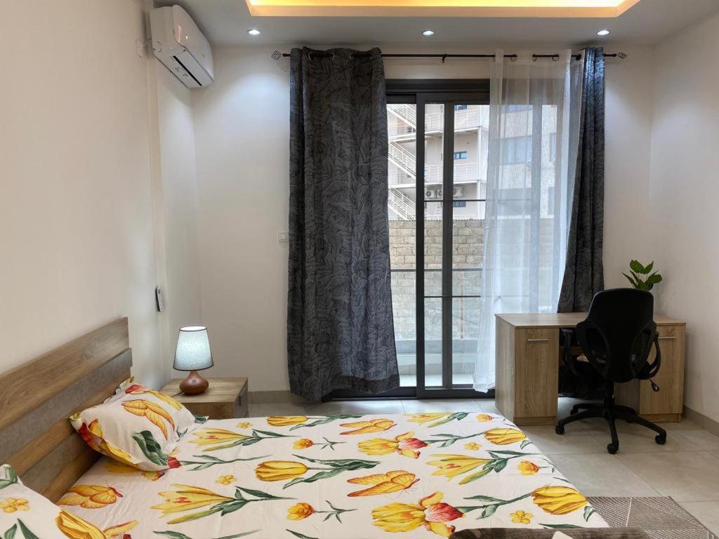 Pensión Chez Codou Fann - Point E Dakar